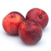 Ciruela roja, al peso, compra mínima 500 g / 5 uds